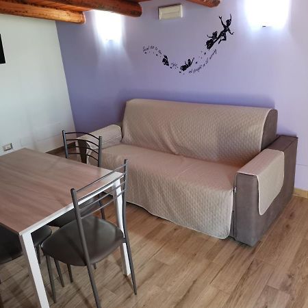 Villa Sole - Finaiti - Appartamento Per Turisti Флоридія Екстер'єр фото