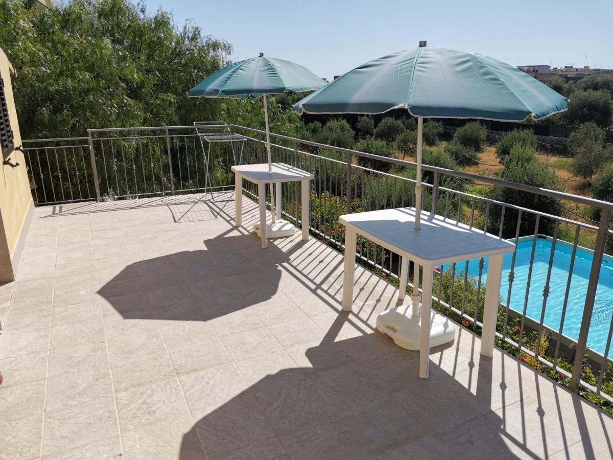 Villa Sole - Finaiti - Appartamento Per Turisti Флоридія Екстер'єр фото