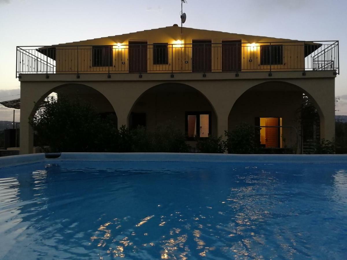 Villa Sole - Finaiti - Appartamento Per Turisti Флоридія Екстер'єр фото