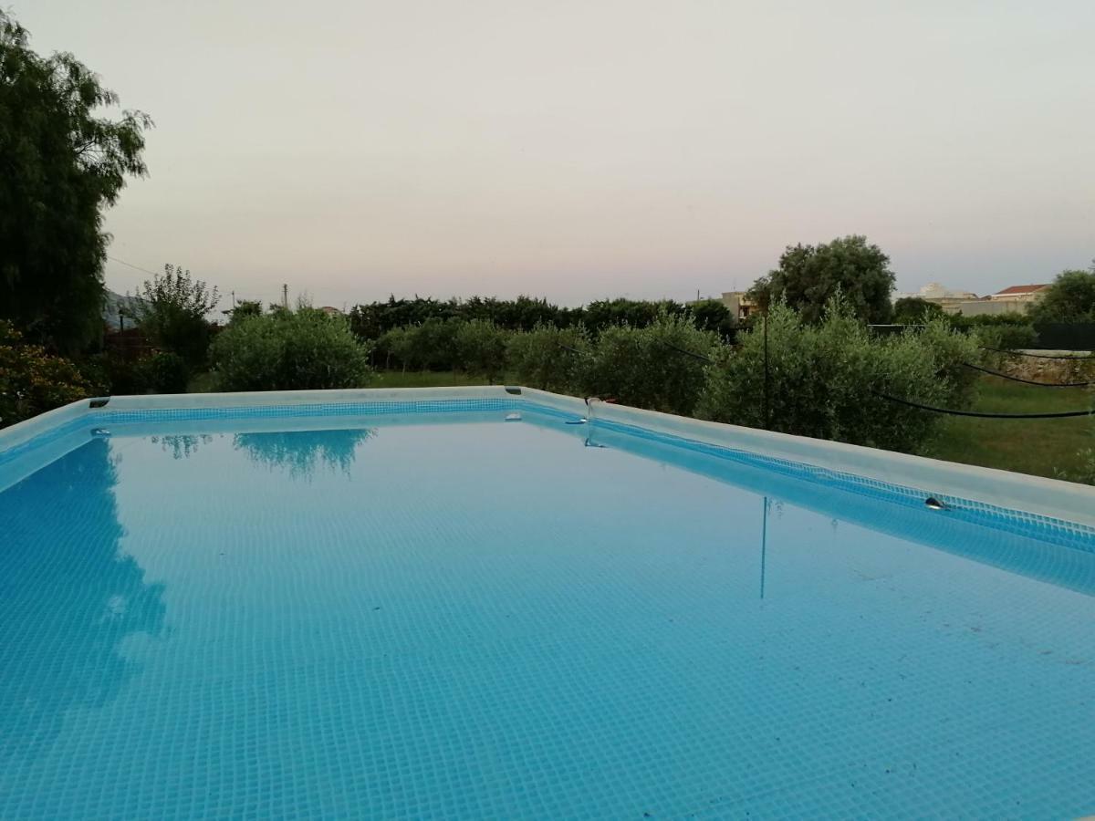 Villa Sole - Finaiti - Appartamento Per Turisti Флоридія Екстер'єр фото