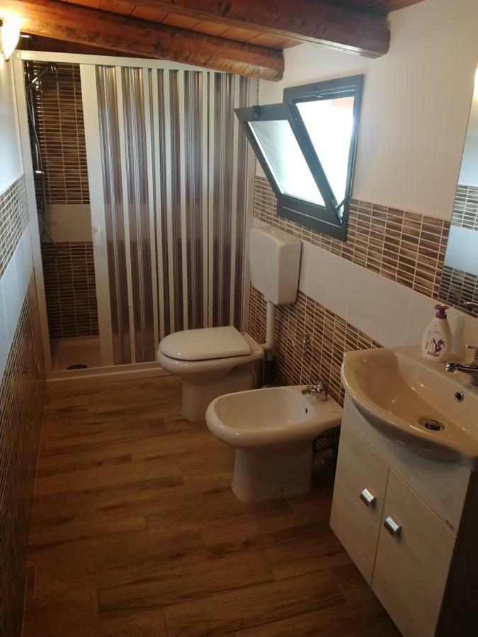 Villa Sole - Finaiti - Appartamento Per Turisti Флоридія Екстер'єр фото